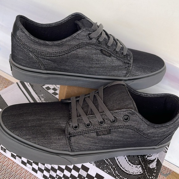 Vans Men’s Skate Chukka Low
Black/Grey/Denim
VN0A4BX45BR
Sneakers - Picture 10 of 16